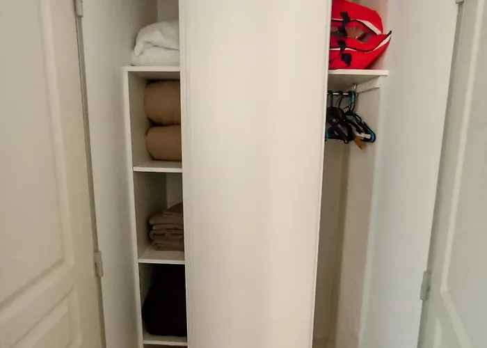 Lägenhet Quiet 400m Palais & 100m *