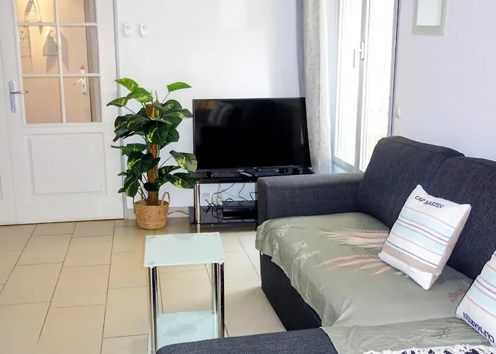 Apartman Quiet 400m Palais & 100m *